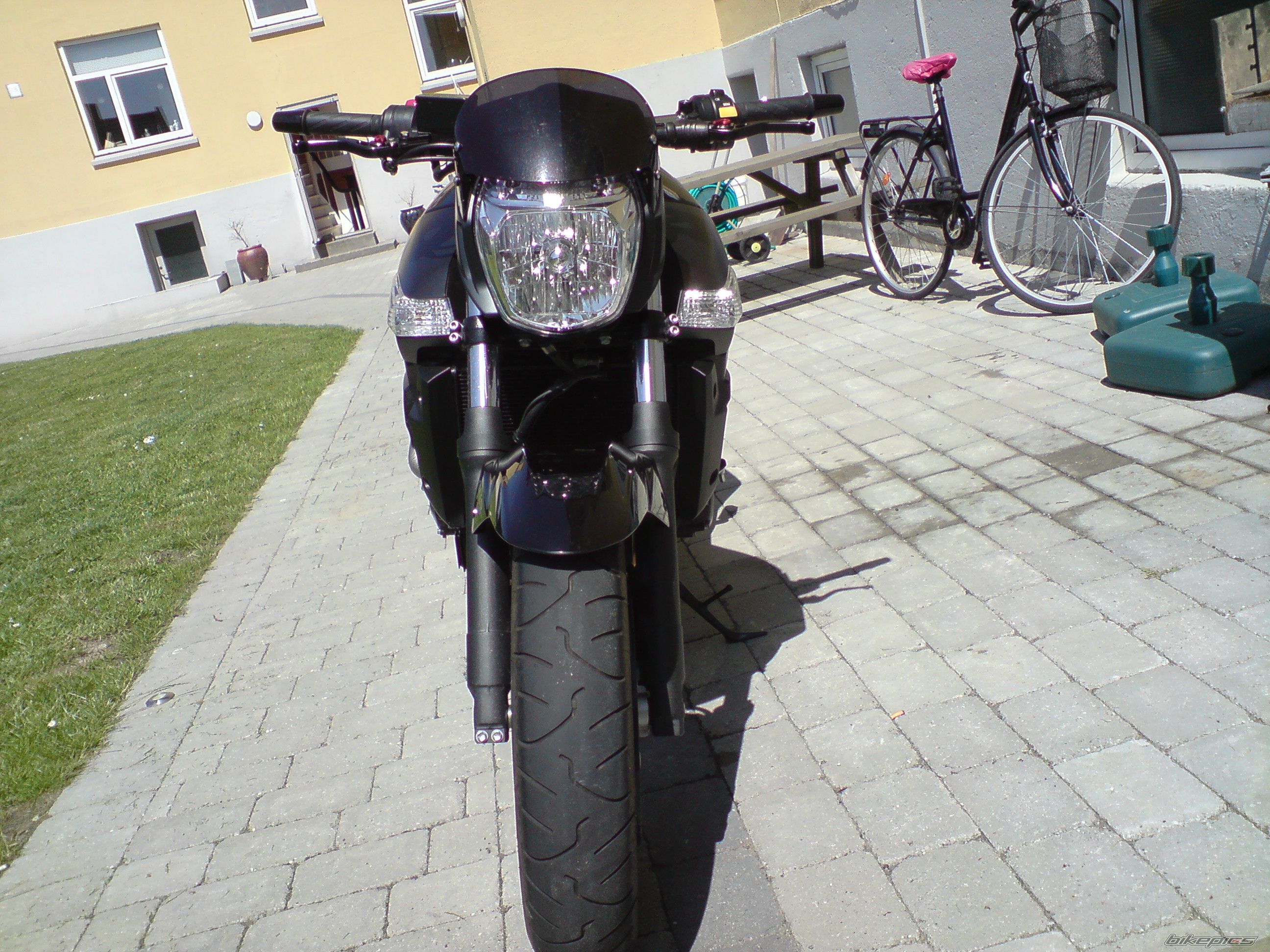 Photo 1692540