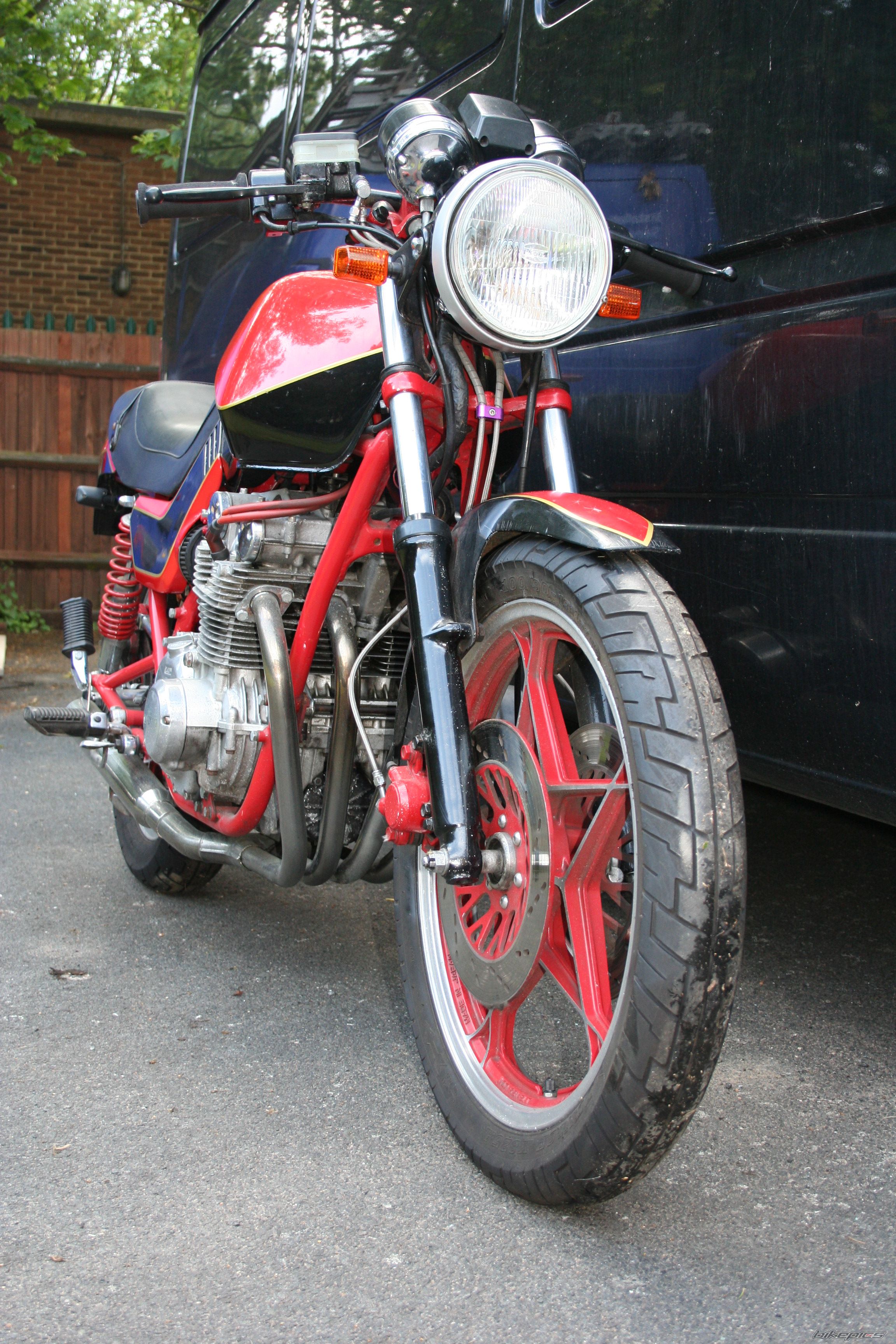 Photo 1692576