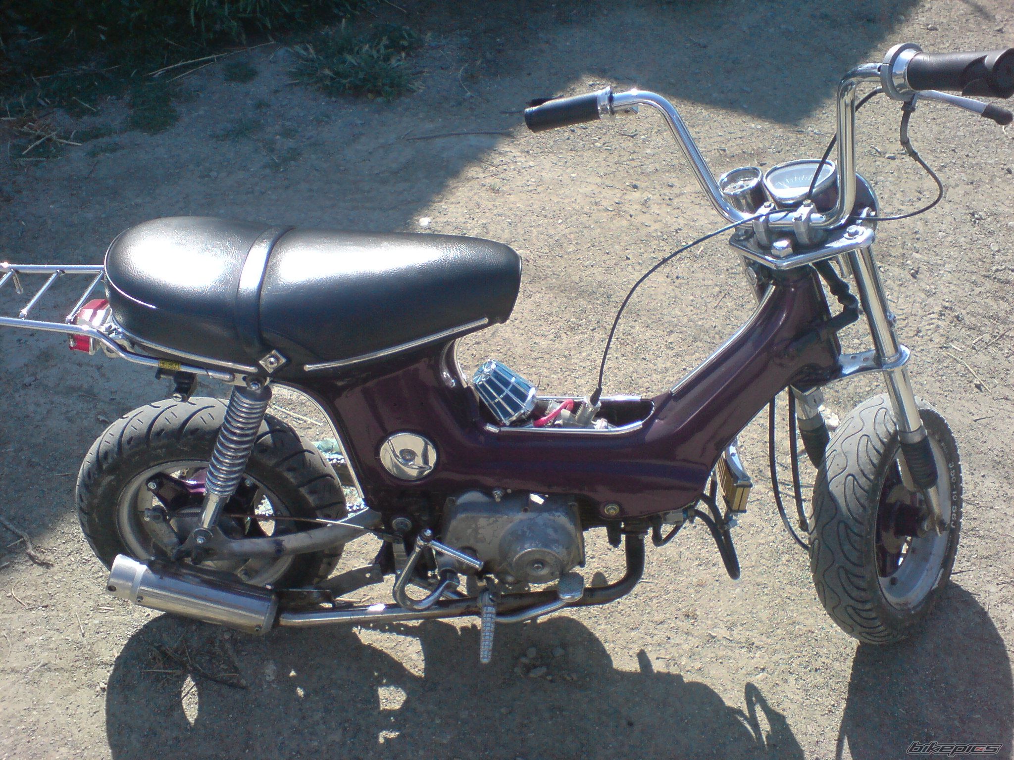 Photo 1692636