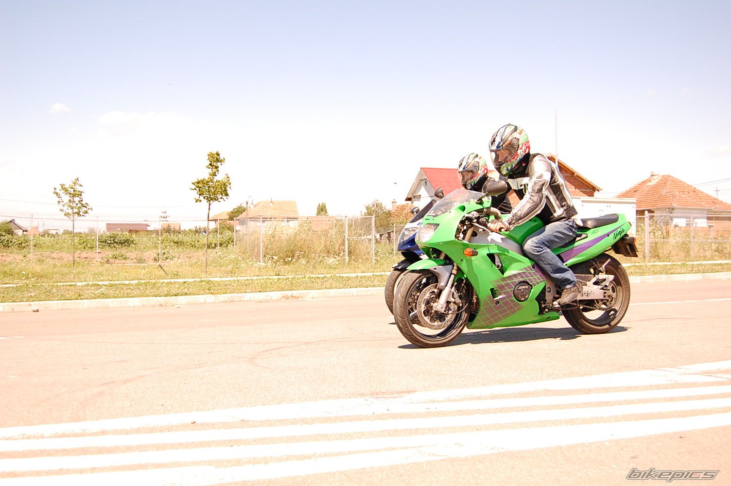 Photo 1692696