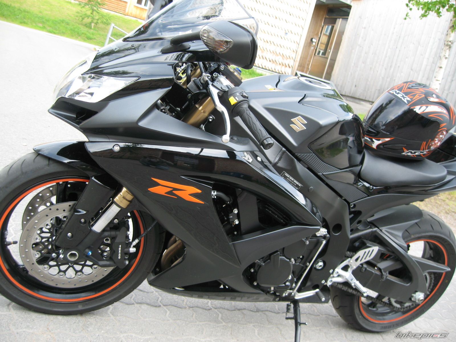 Photo 1692711