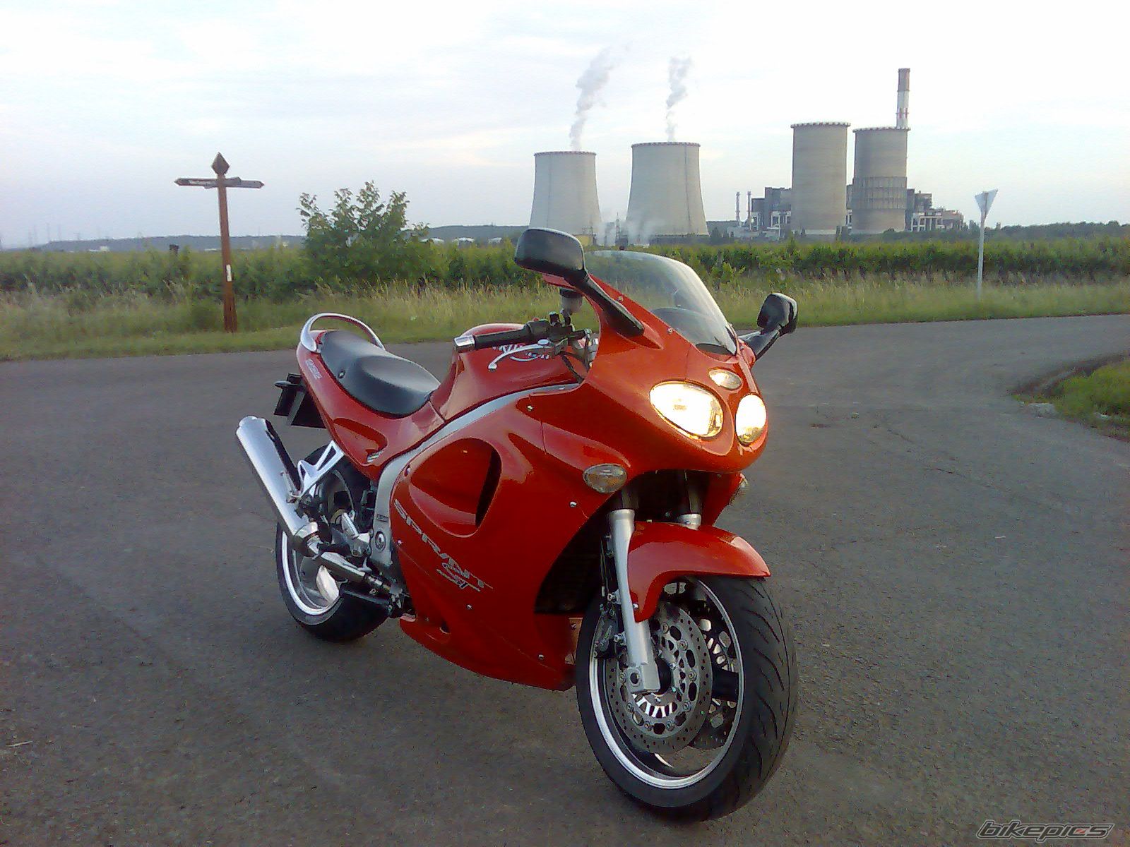 Photo 1692775