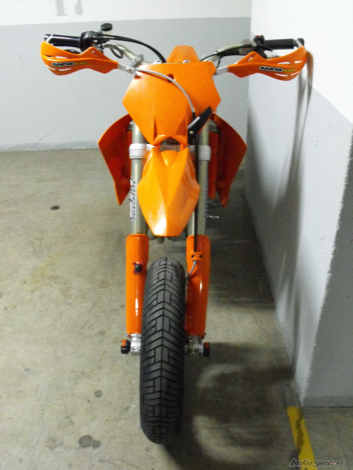Photo 1692840