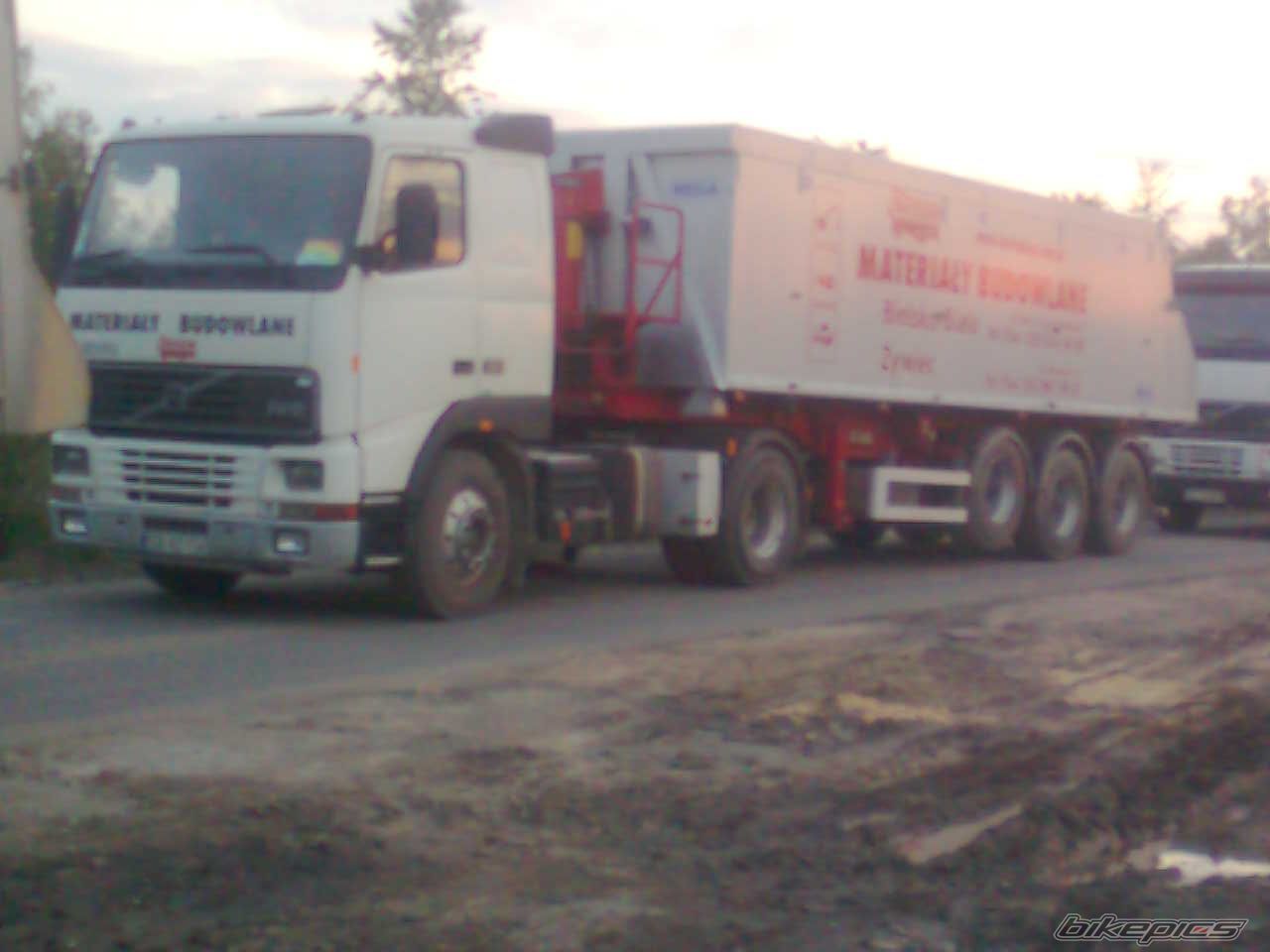 Photo 1692875