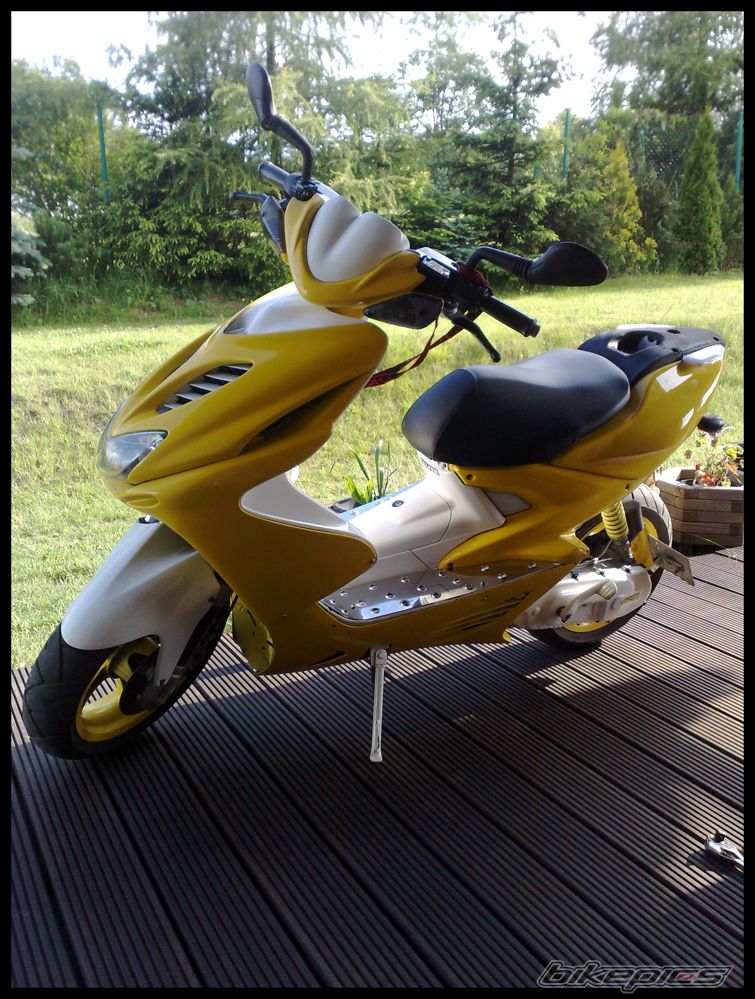 Photo 1692894