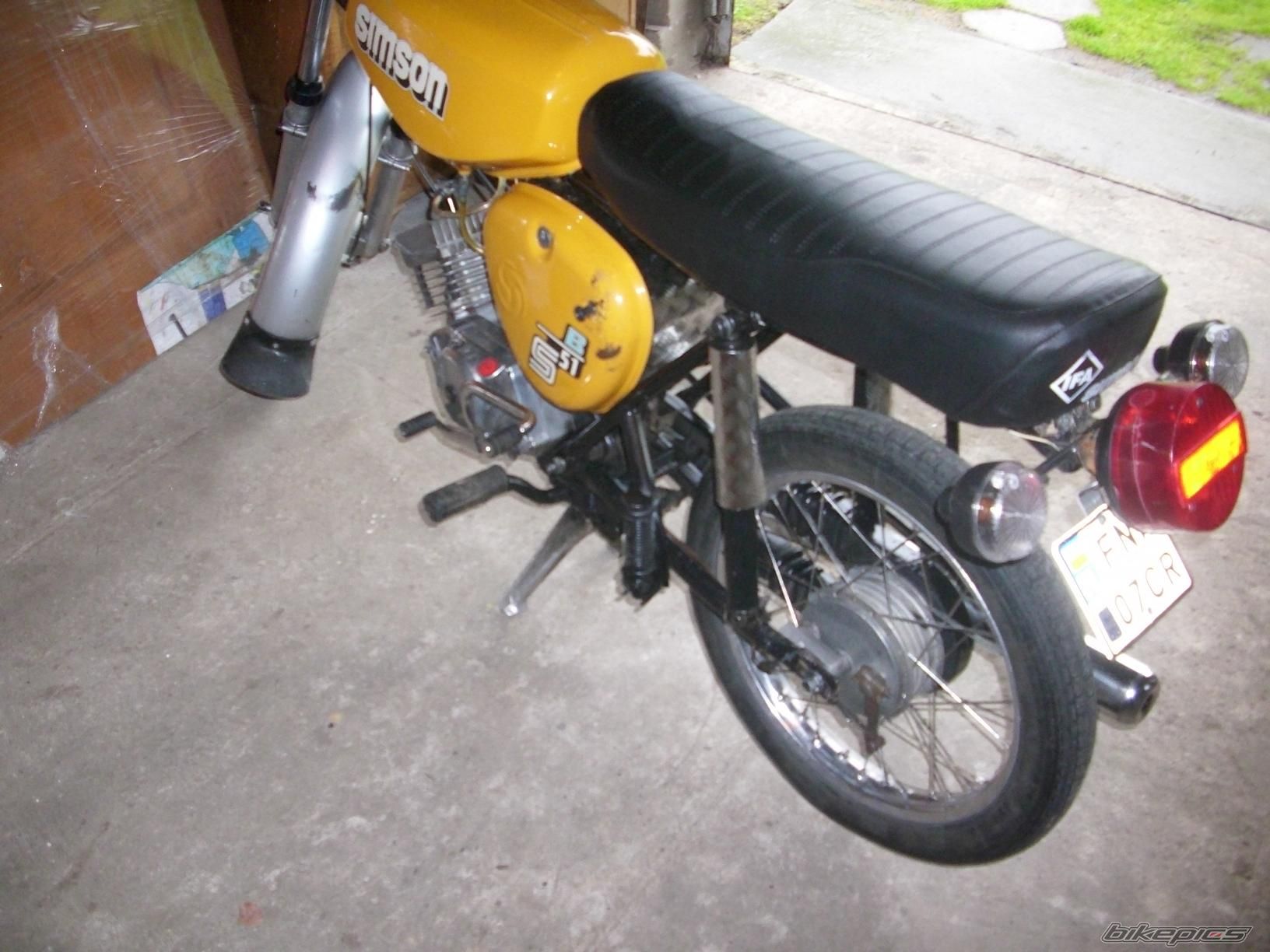 Photo 1692903