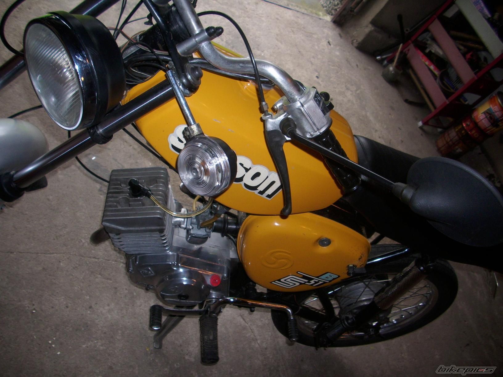 Photo 1692906