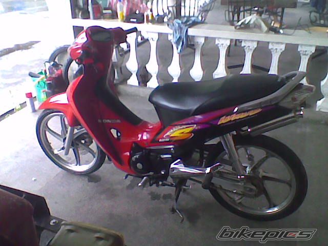 Photo 1693115