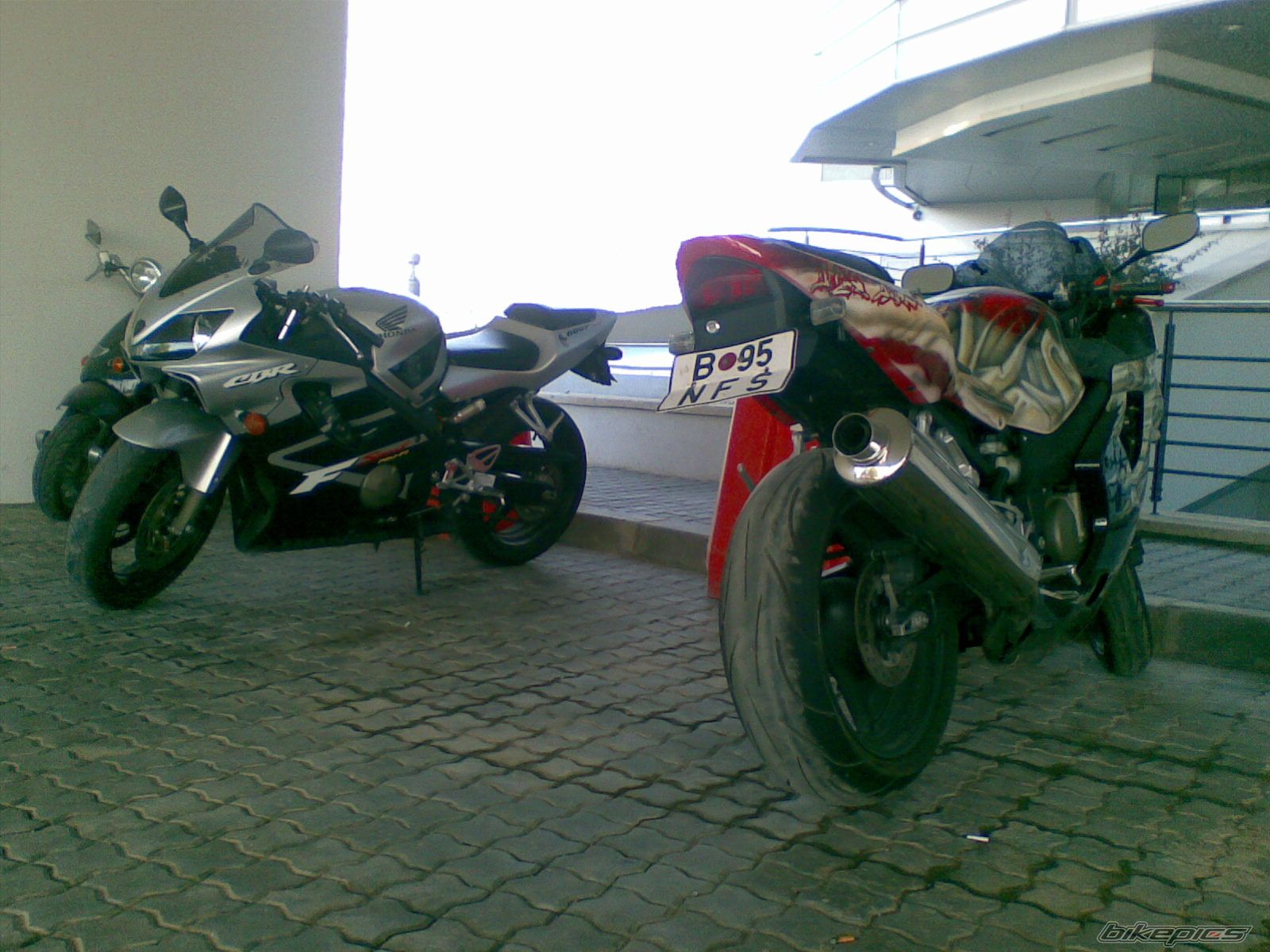 Photo 1693144