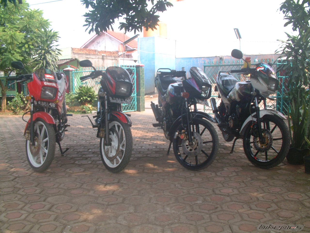 Photo 1693154