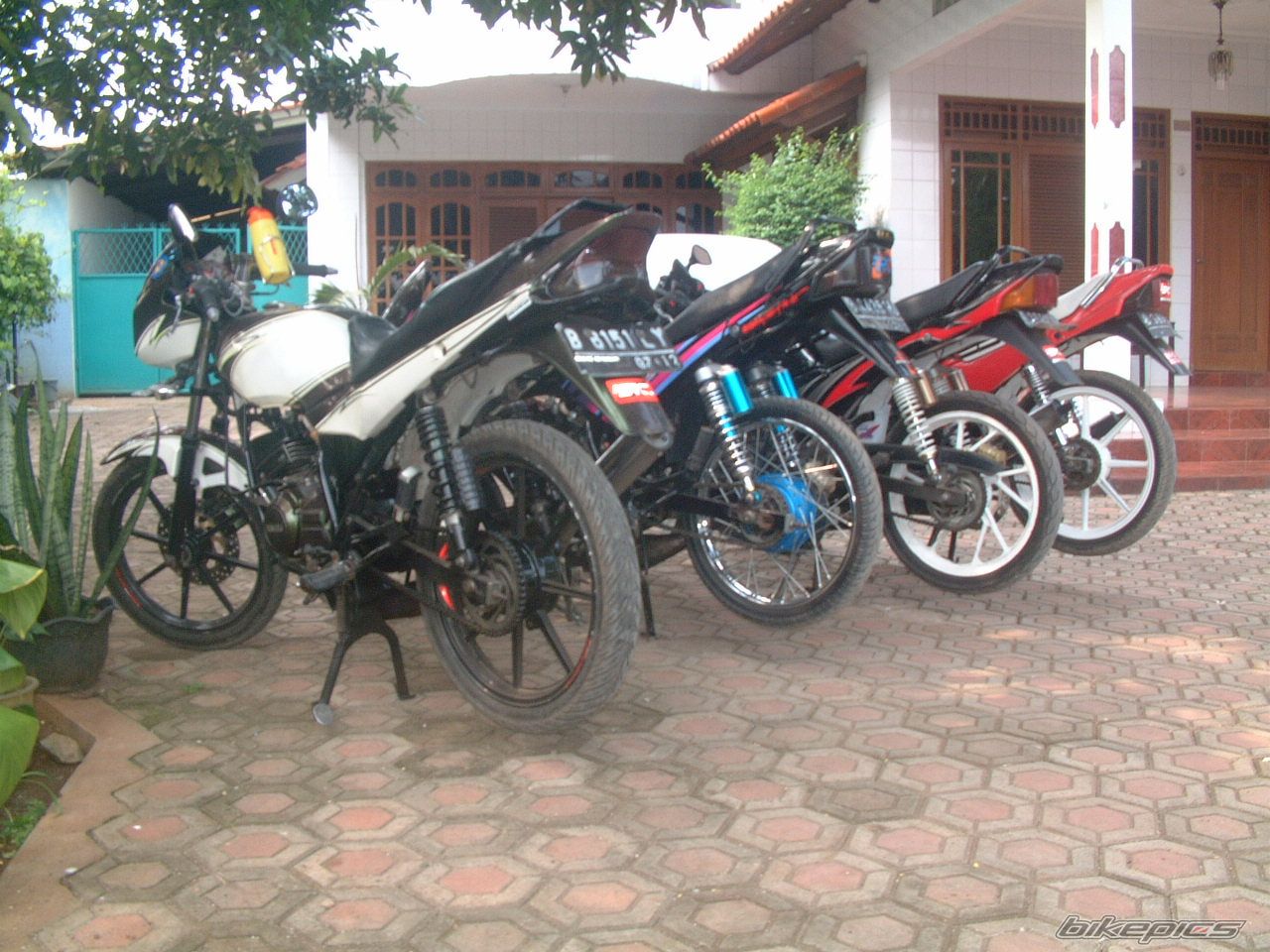 Photo 1693155