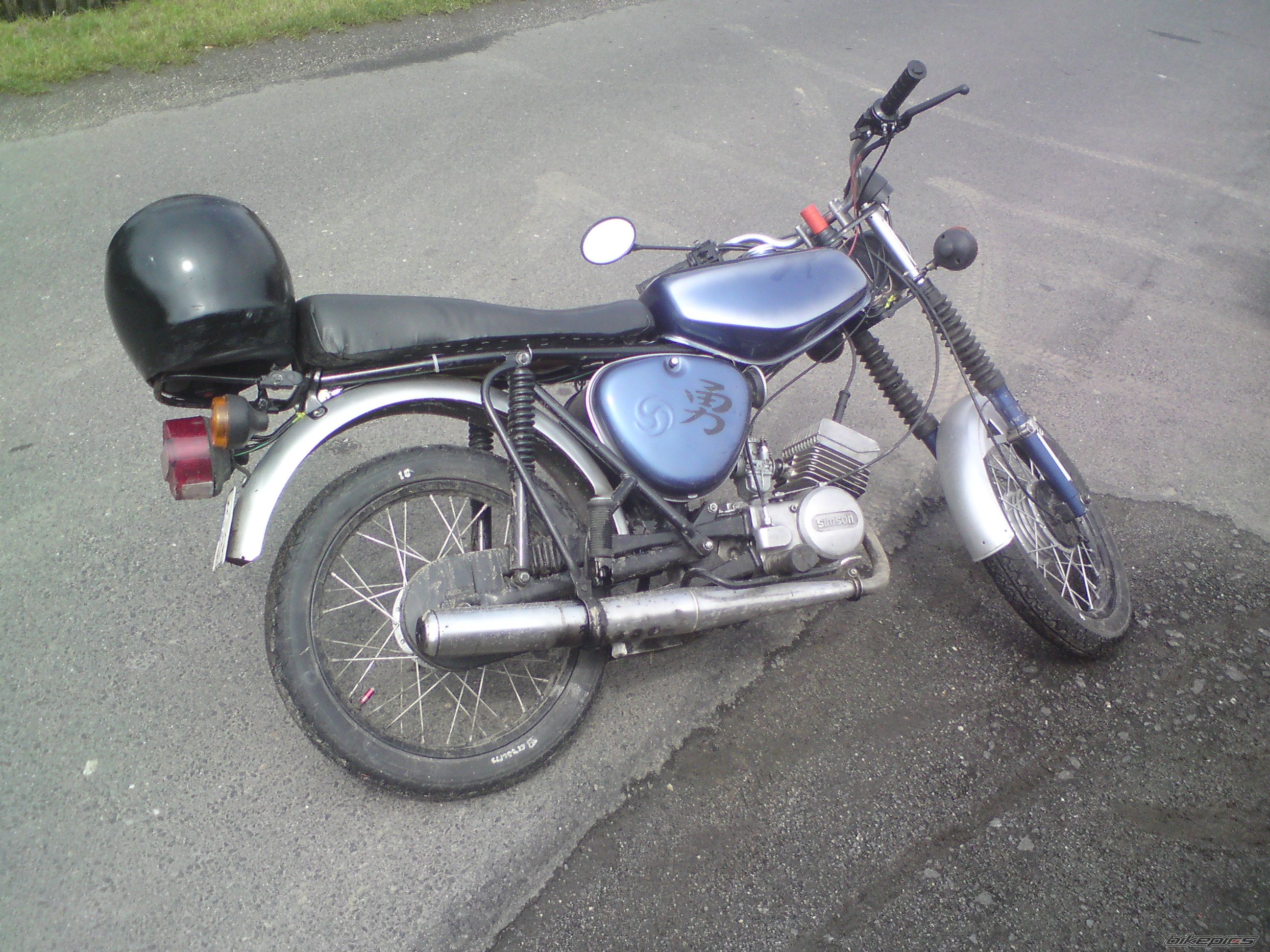 Photo 1693251