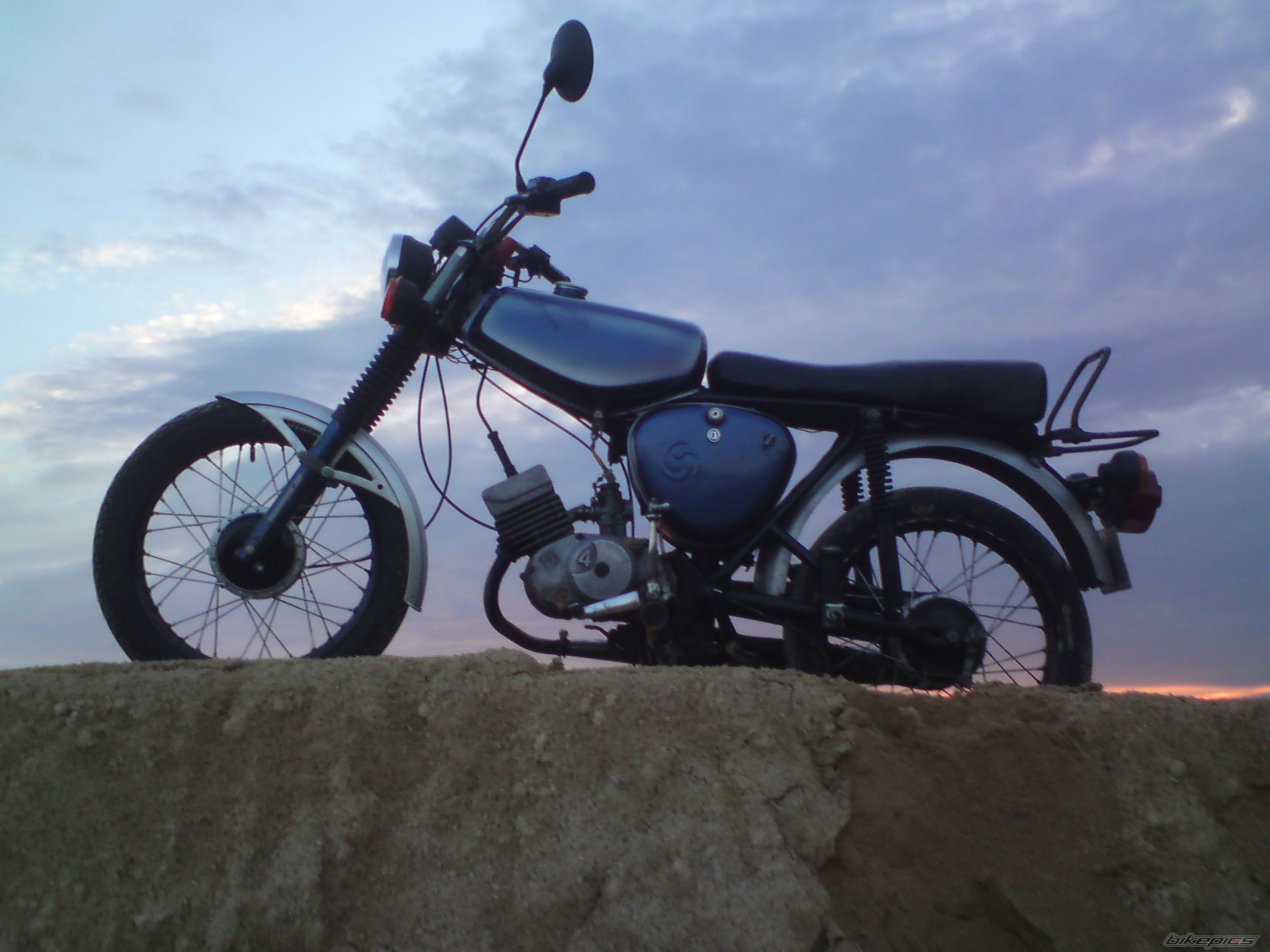 Photo 1693269