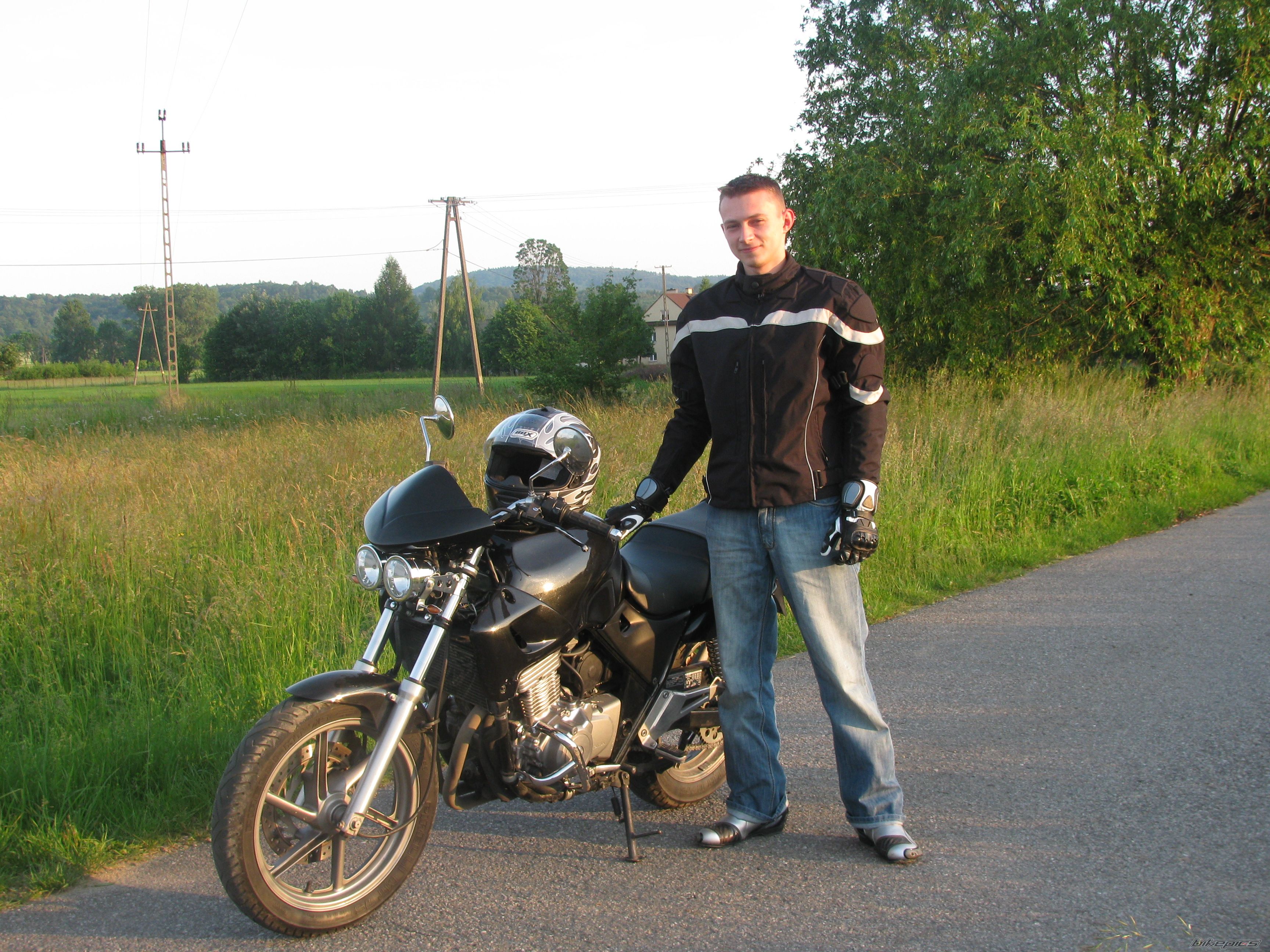 Photo 1693670