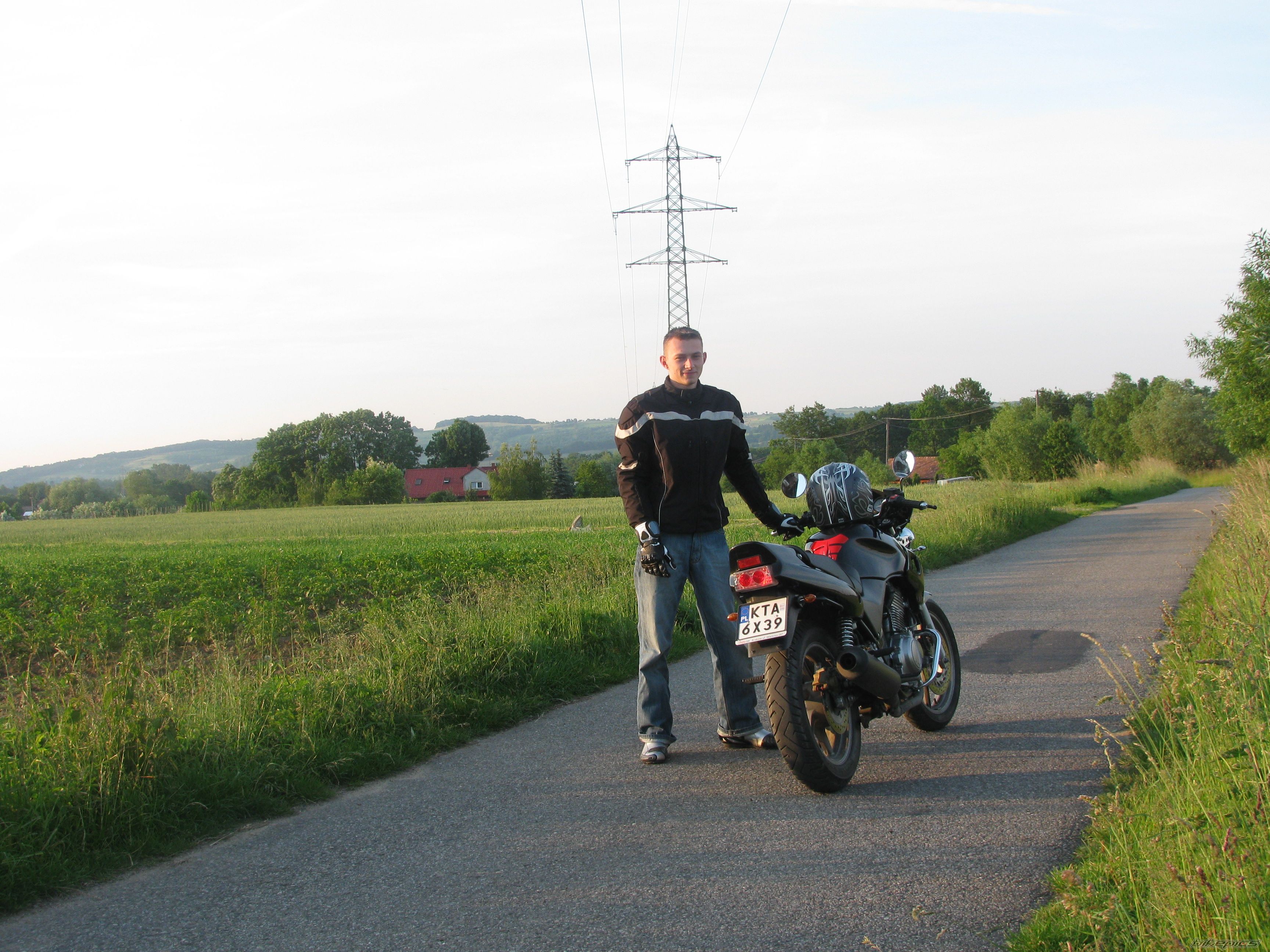 Photo 1693677