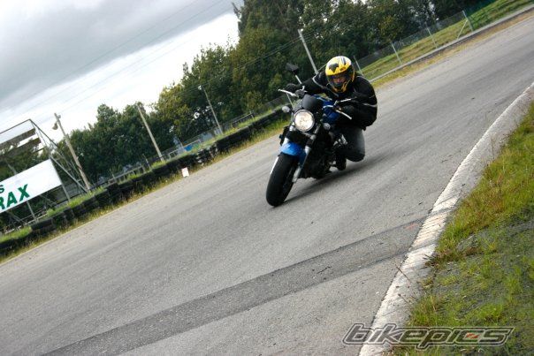 Bike Photo 1693687