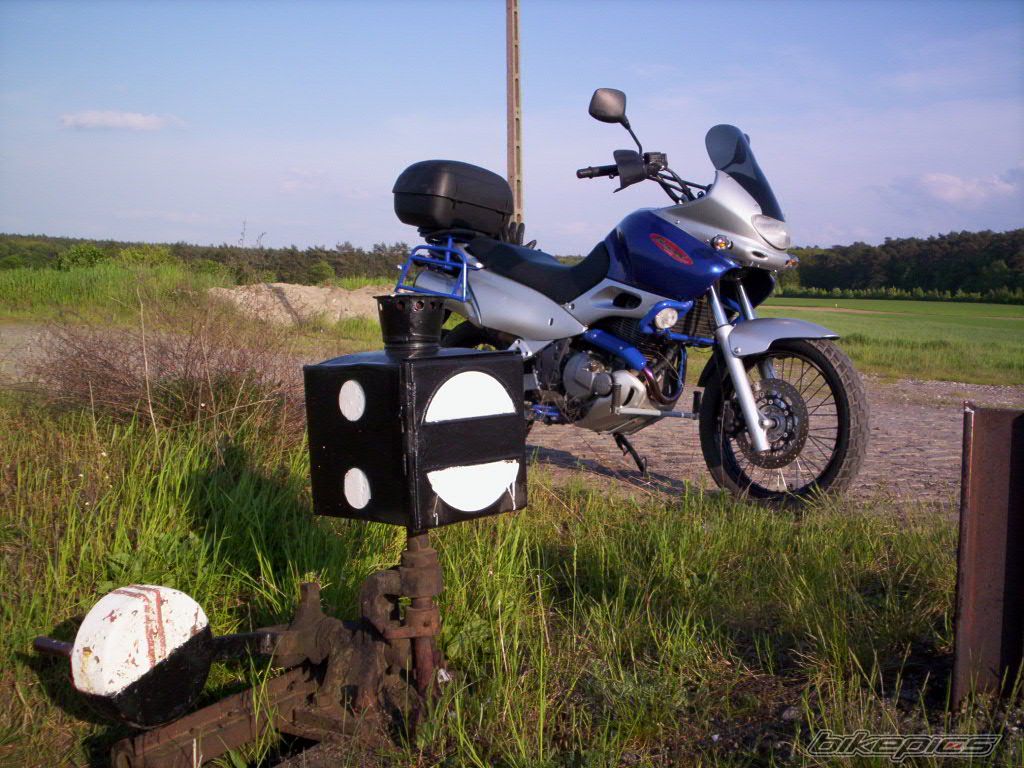 Photo 1693716