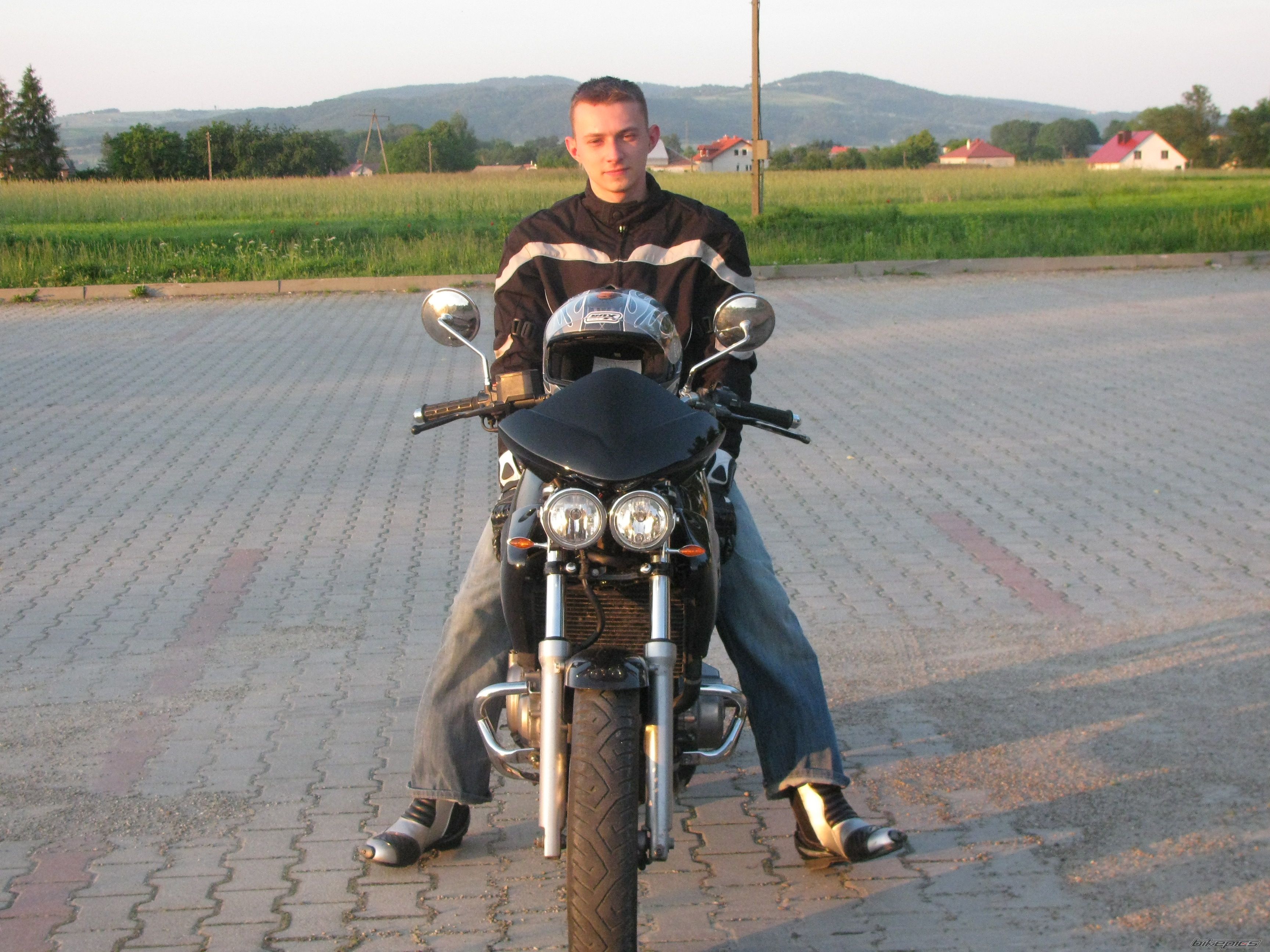Photo 1693731