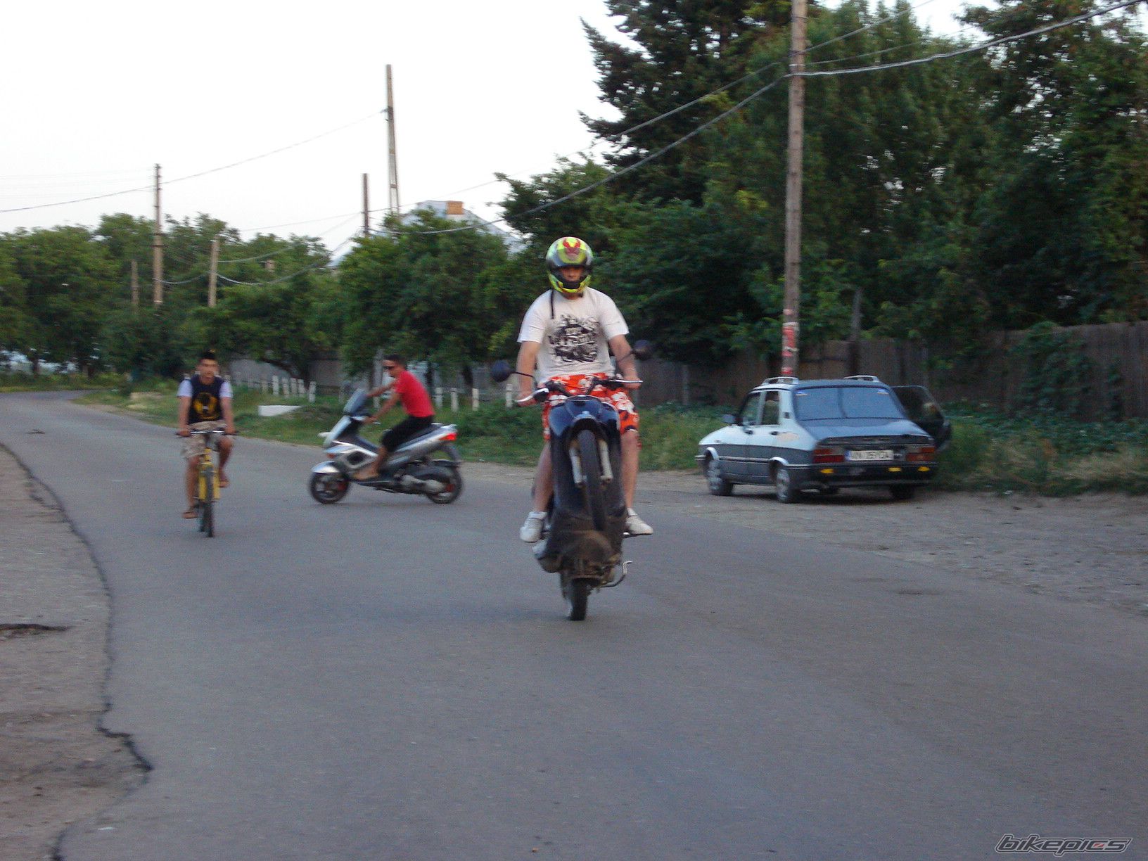 Photo 1693752