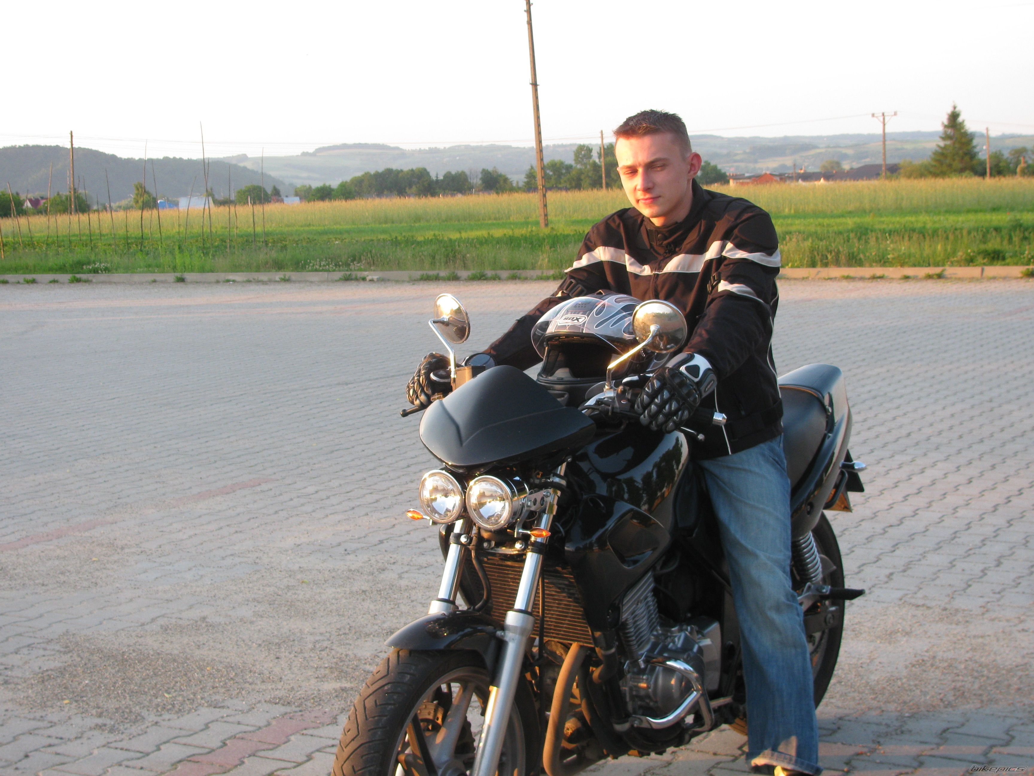 Photo 1693760