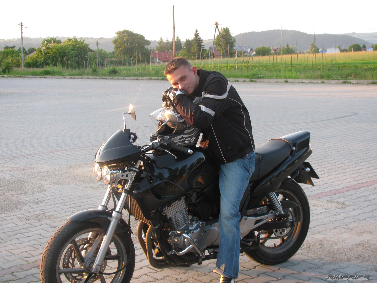 Photo 1693764