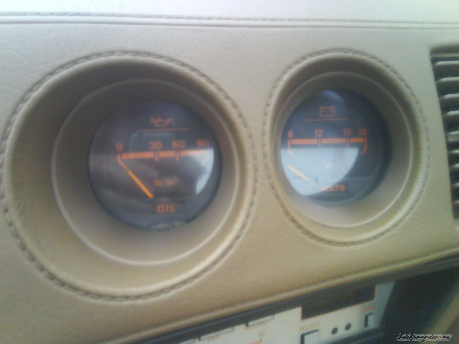 Photo 1694004