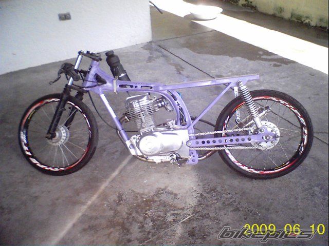Photo 1694044