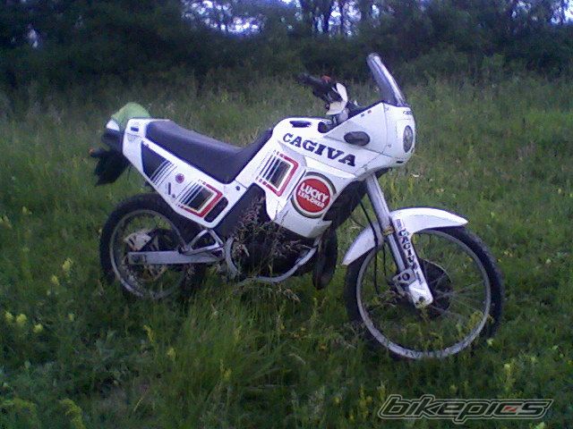 Photo 1694146
