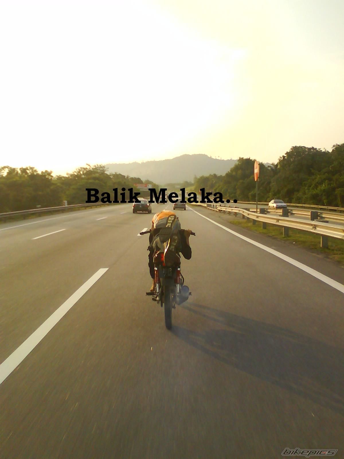 Photo 1694160