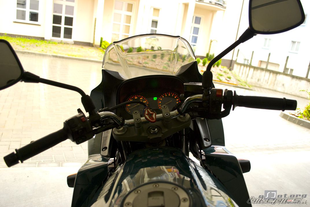 Photo 1694161