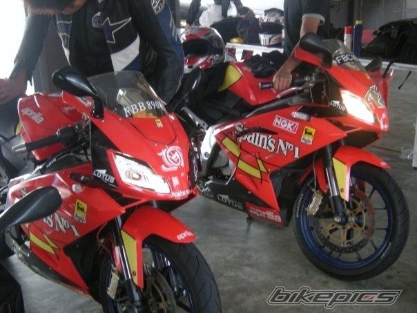 Photo 1694206