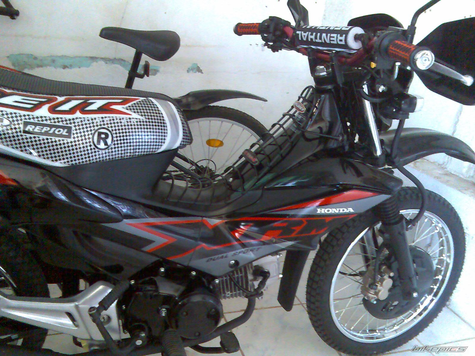 Photo 1694261