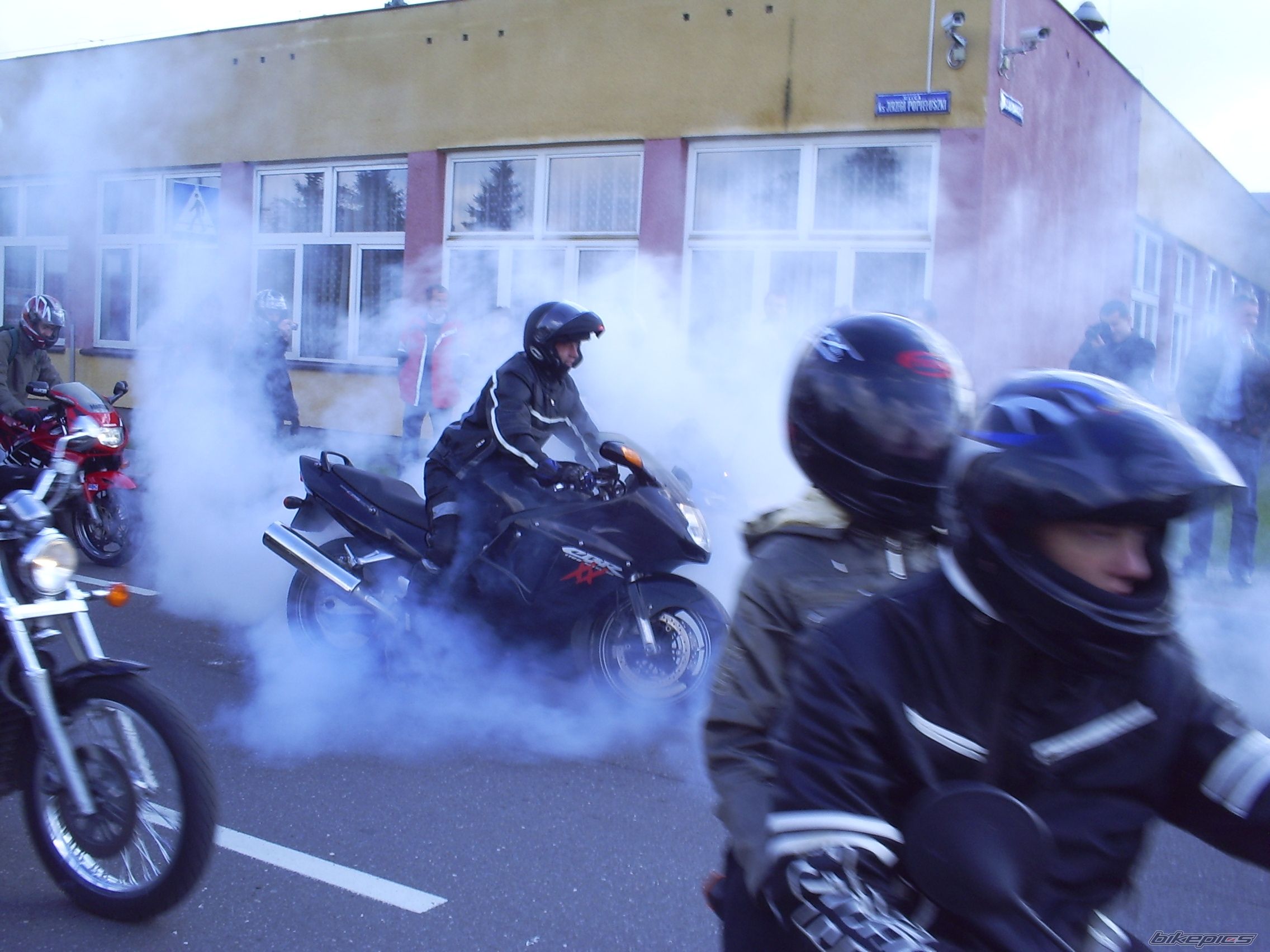 Bike Photo 1694266