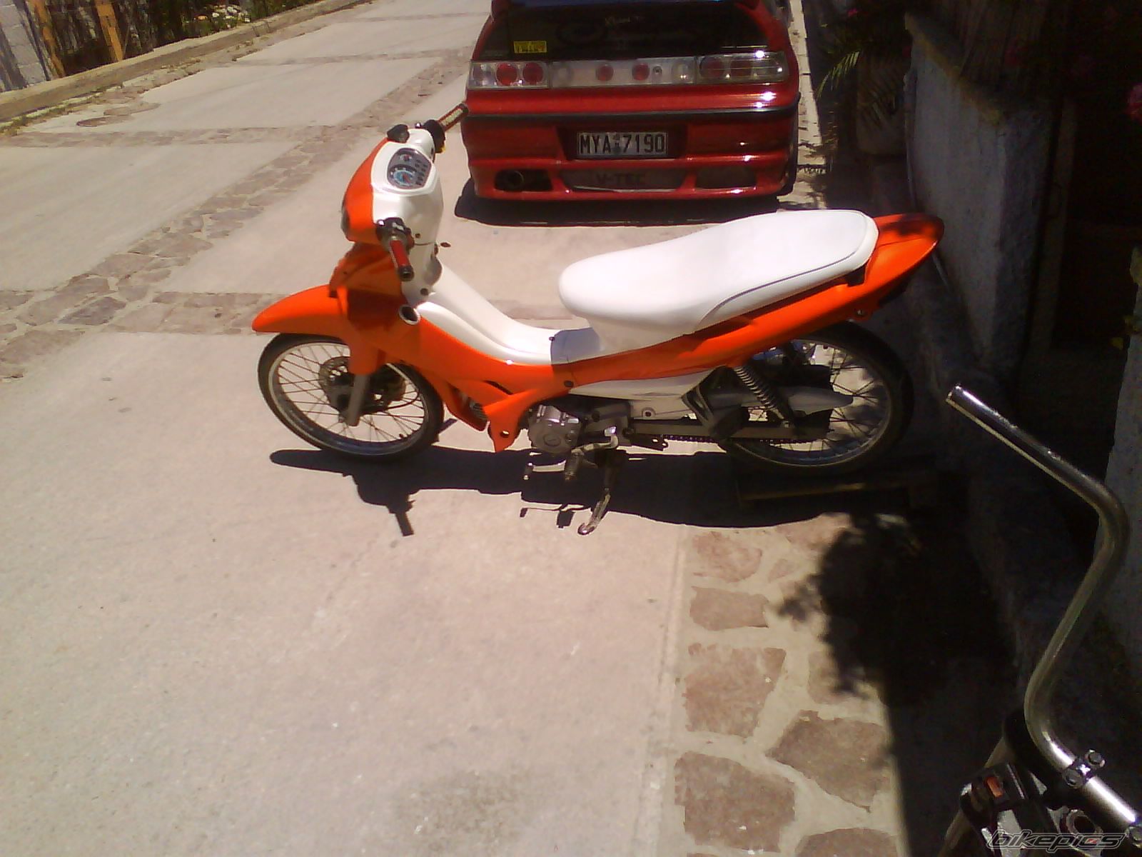 Photo 1694298