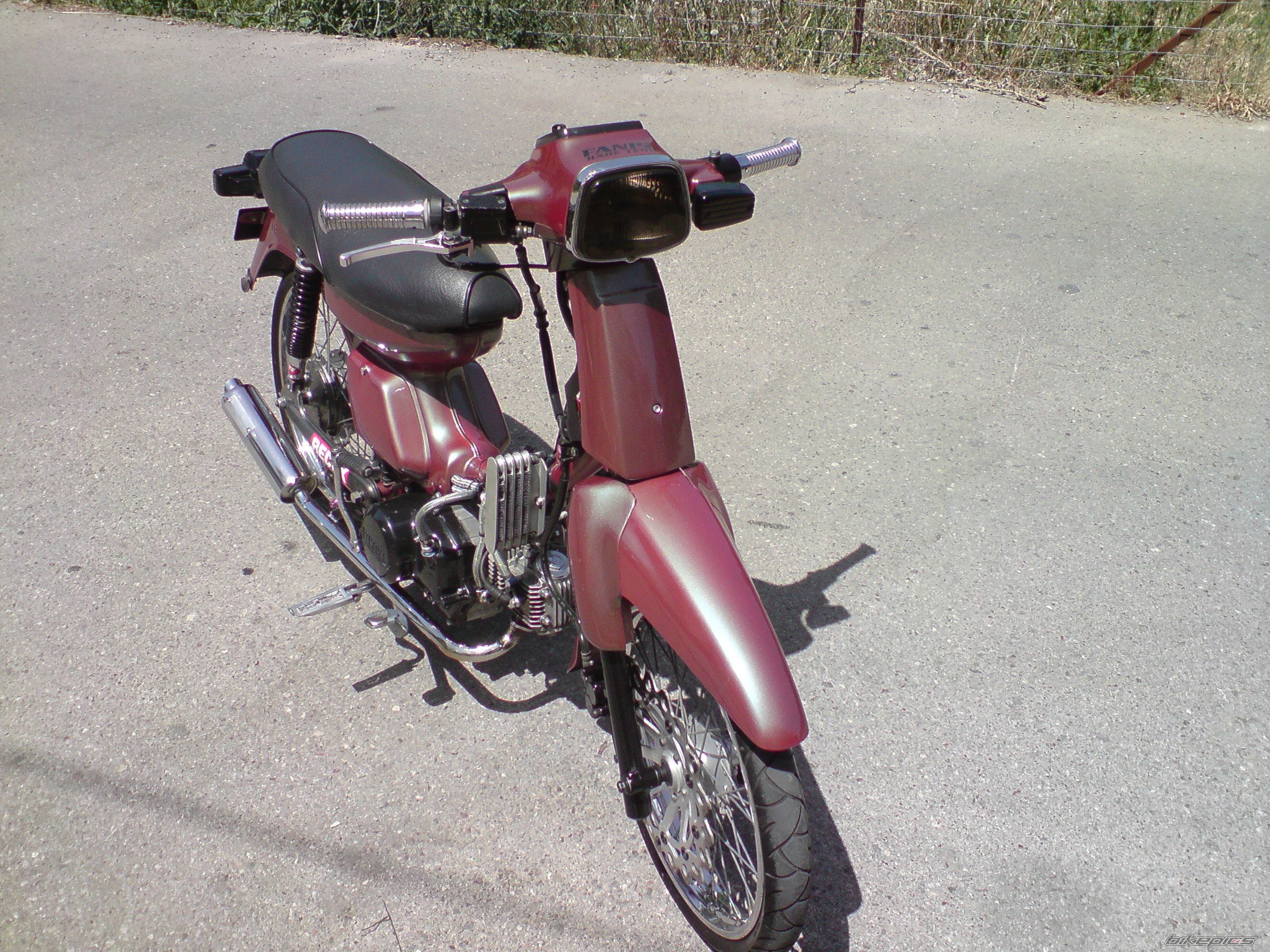 Photo 1694386