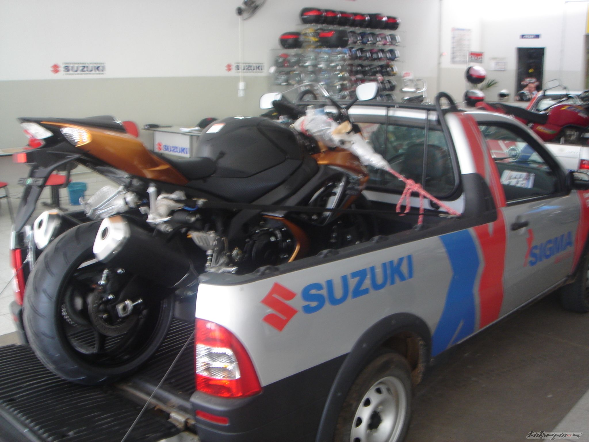 Photo 1694429