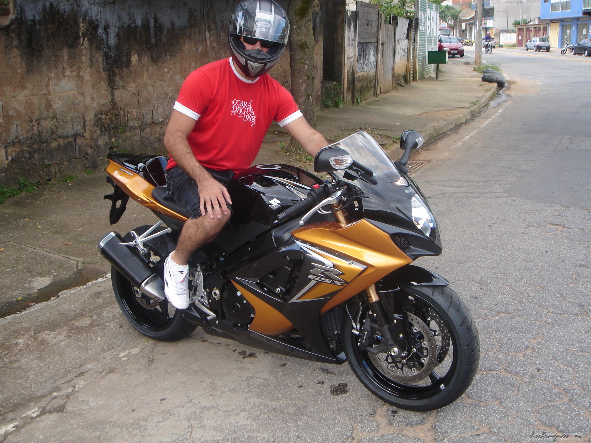 Photo 1694435