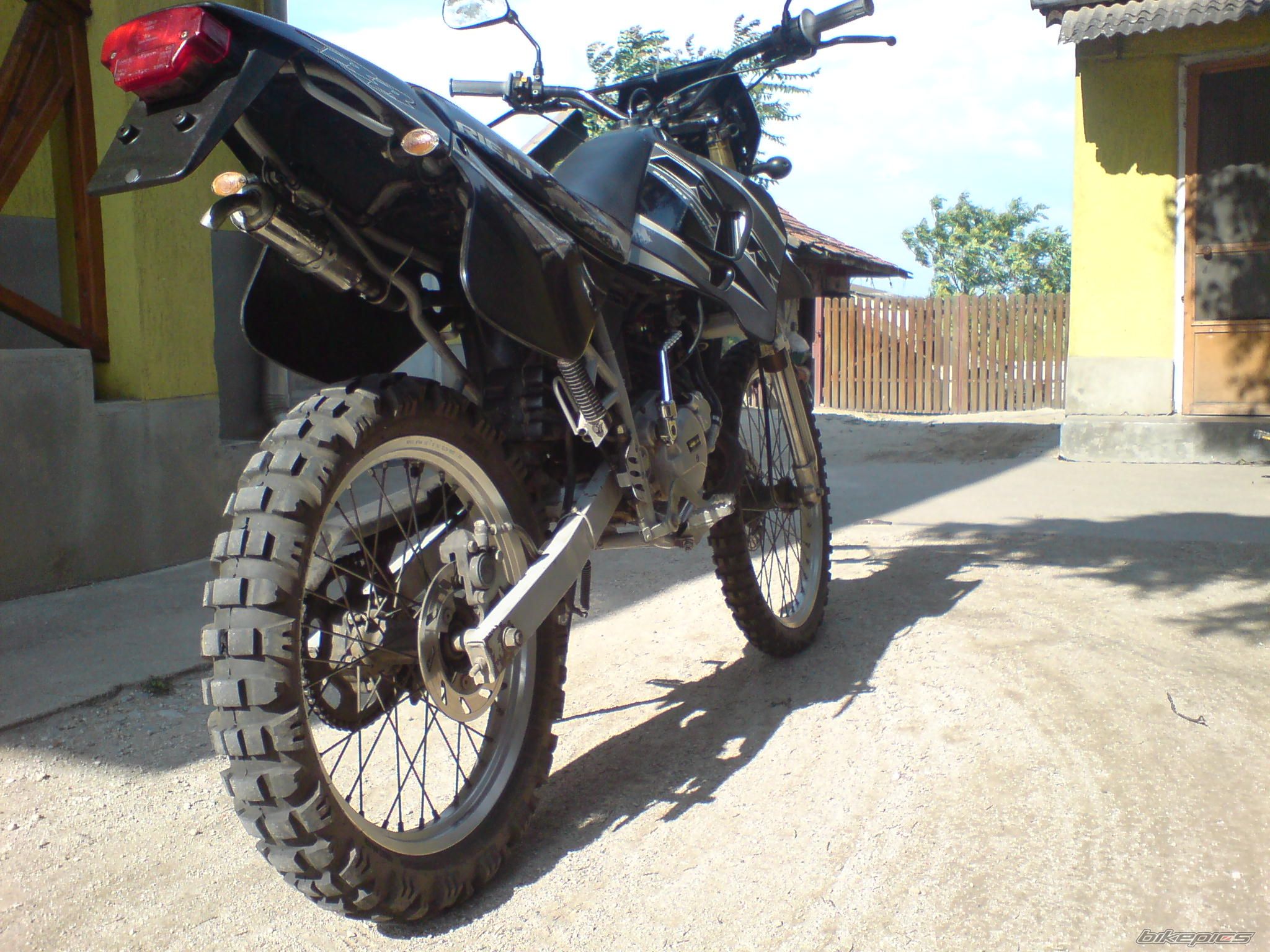 Photo 1694631
