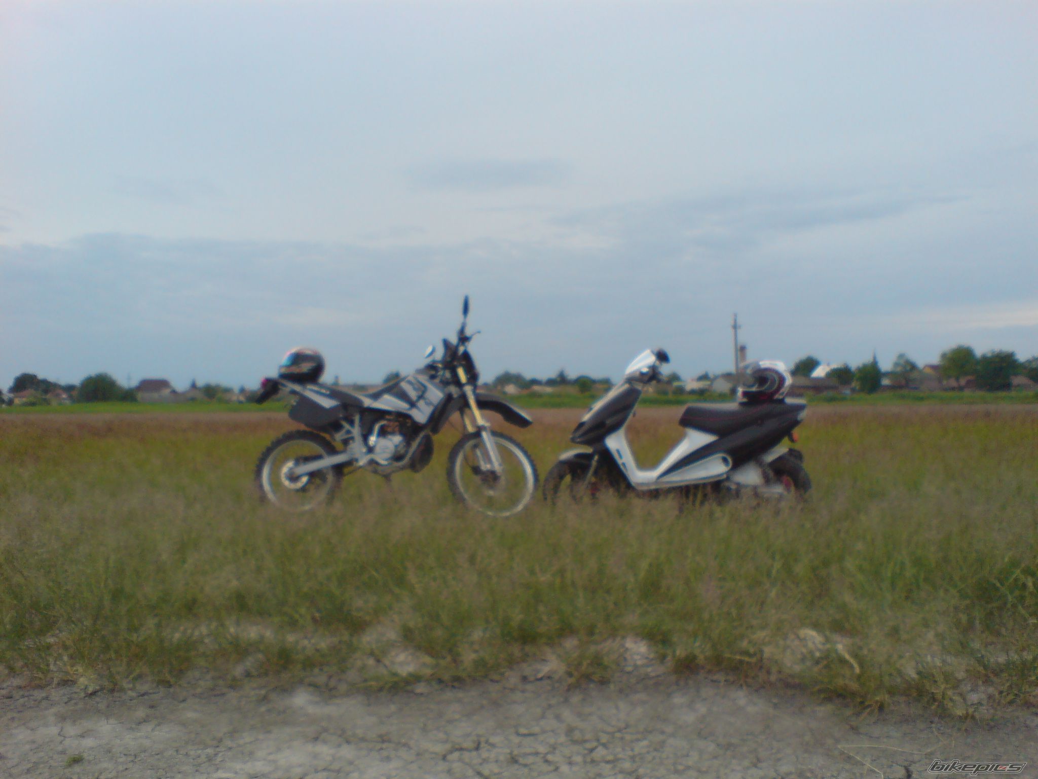 Bike Photo 1694638