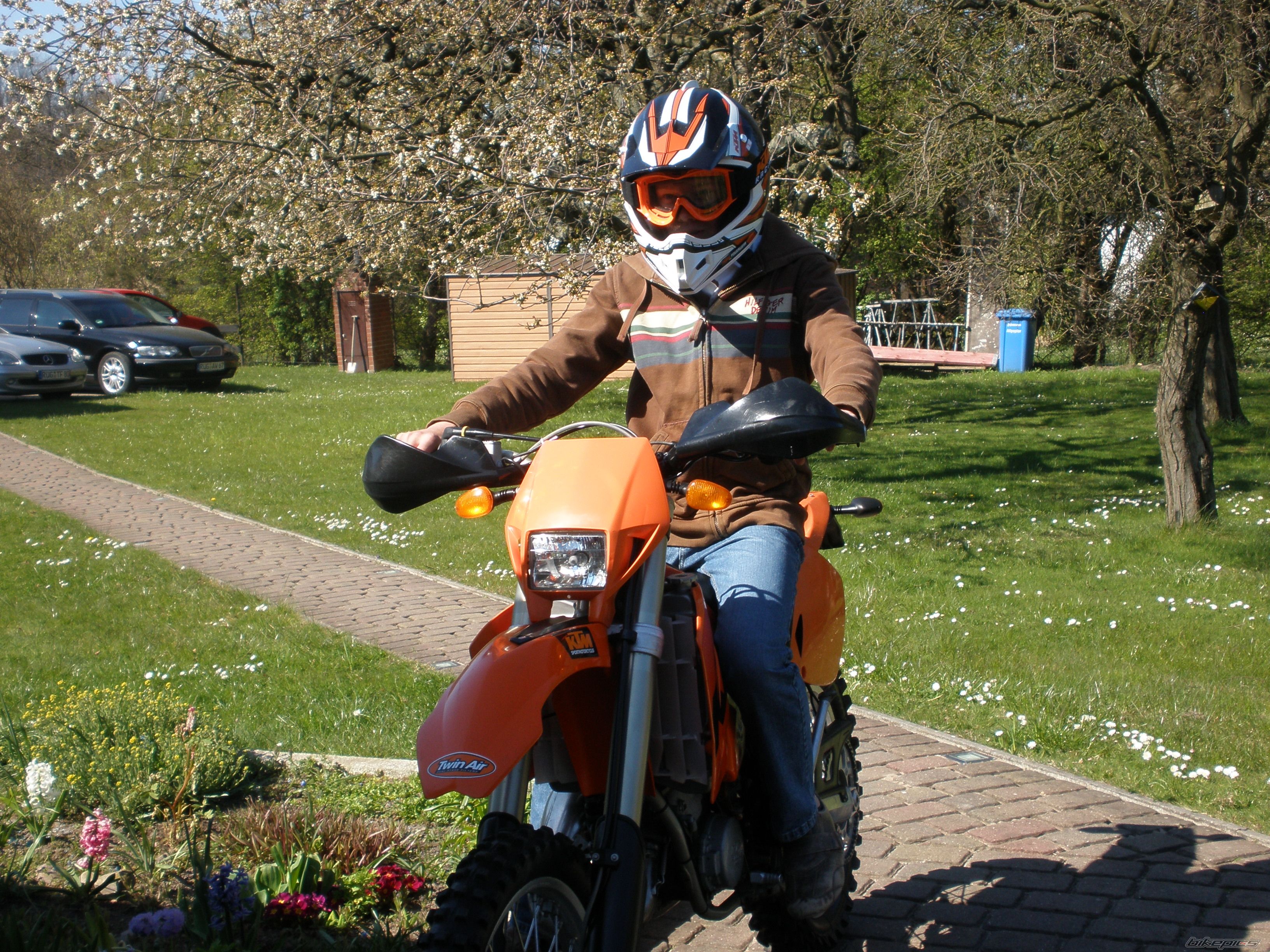 Photo 1694701