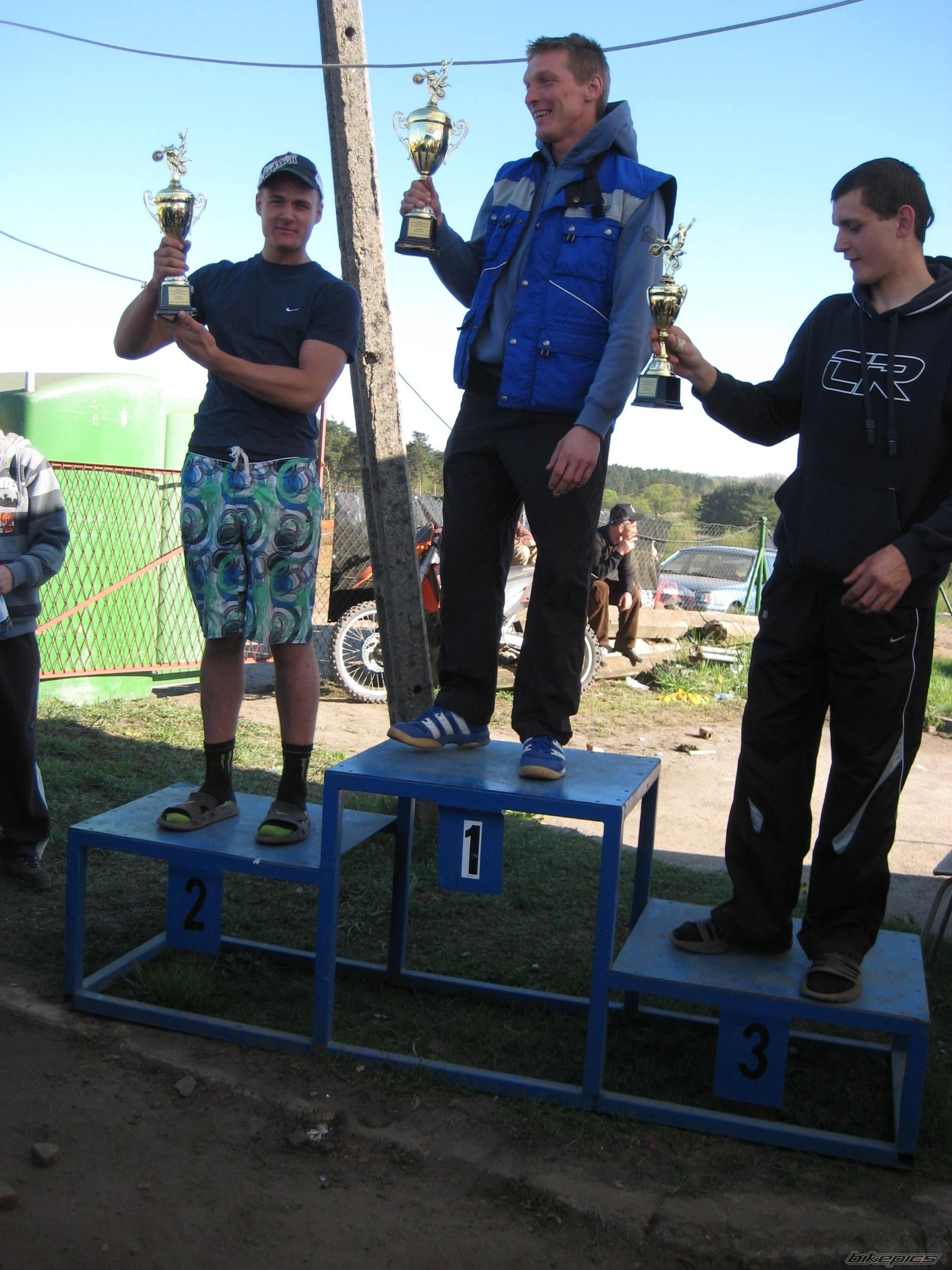 Photo 1694715