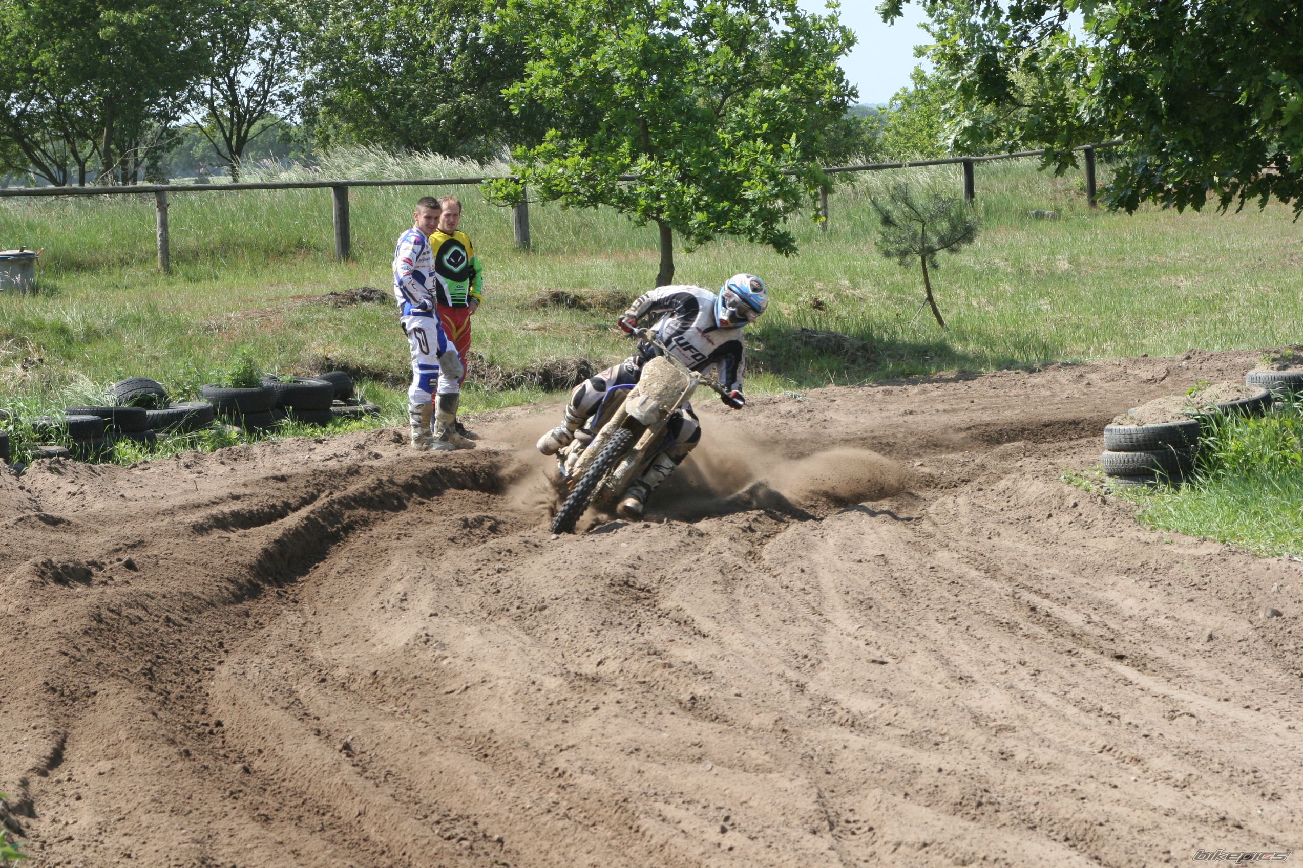 Photo 1694802
