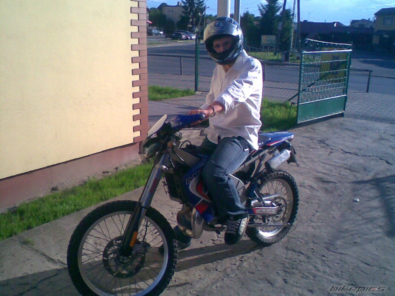 Photo 1694813
