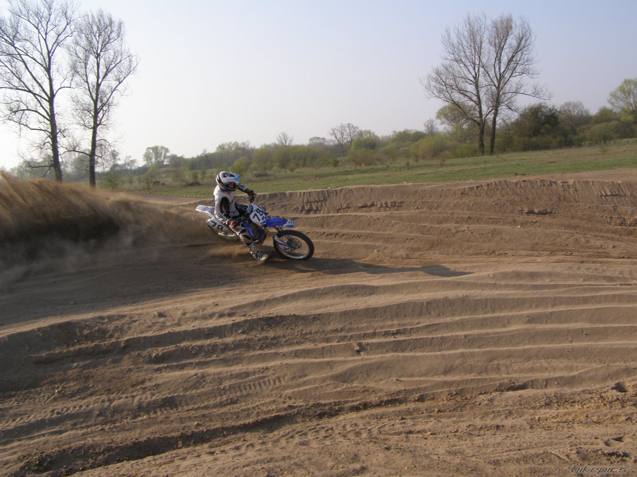 Photo 1694840