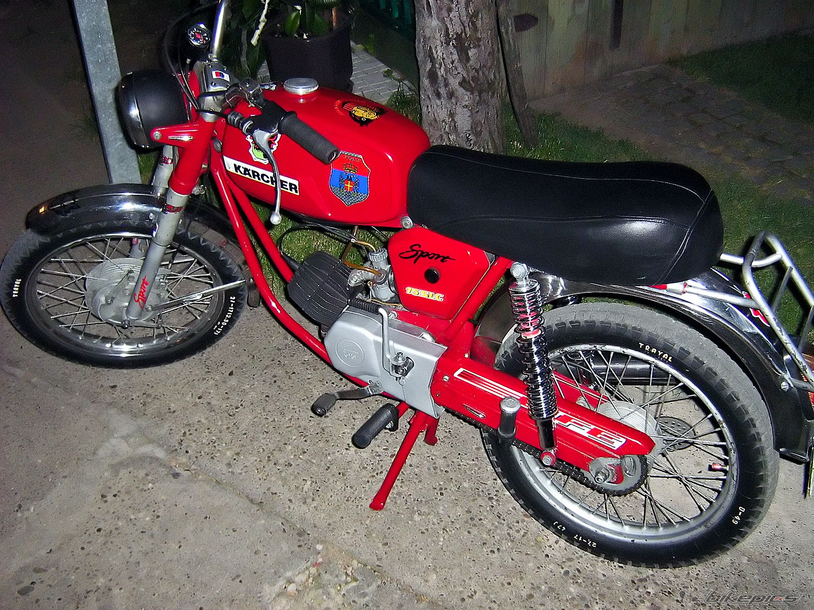 Photo 1694850