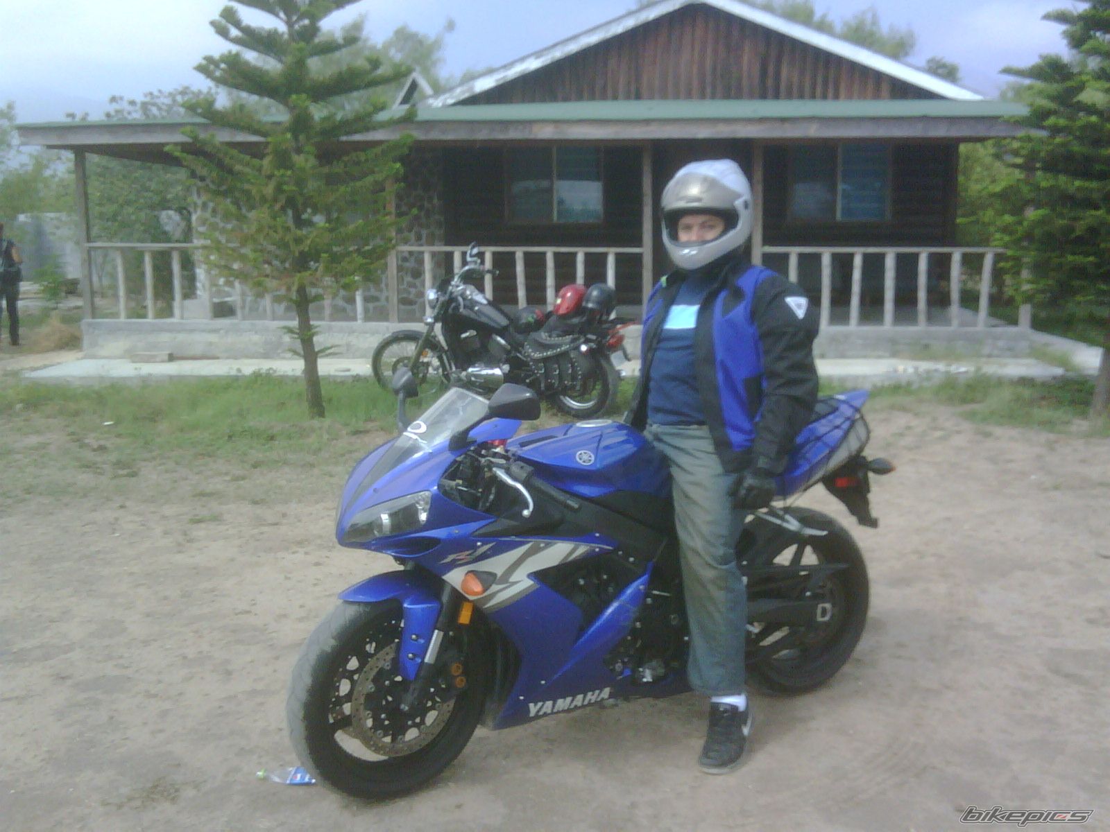 Bike Photo 1694859