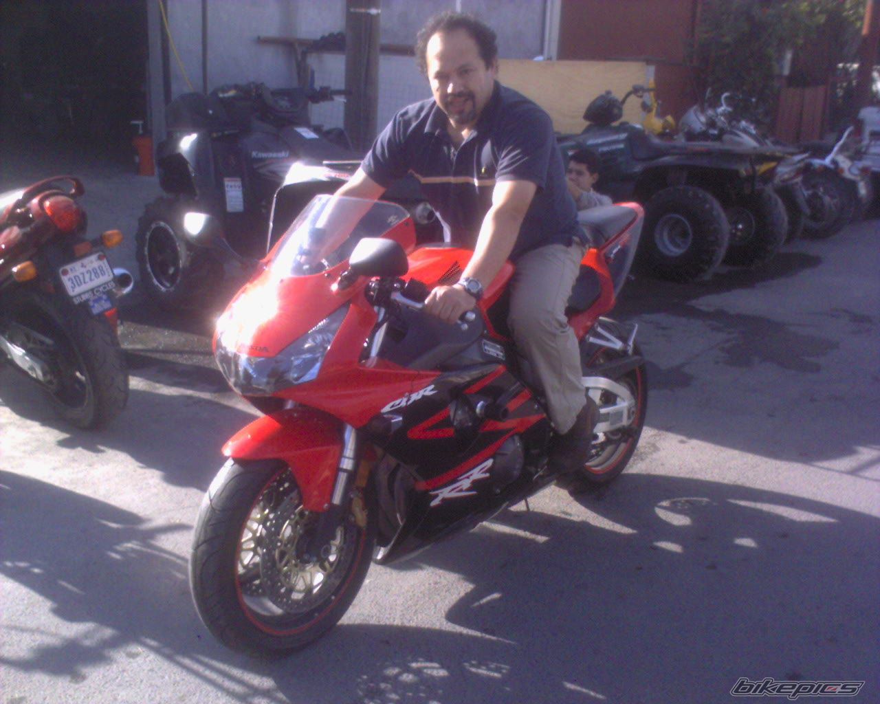 Photo 1694882