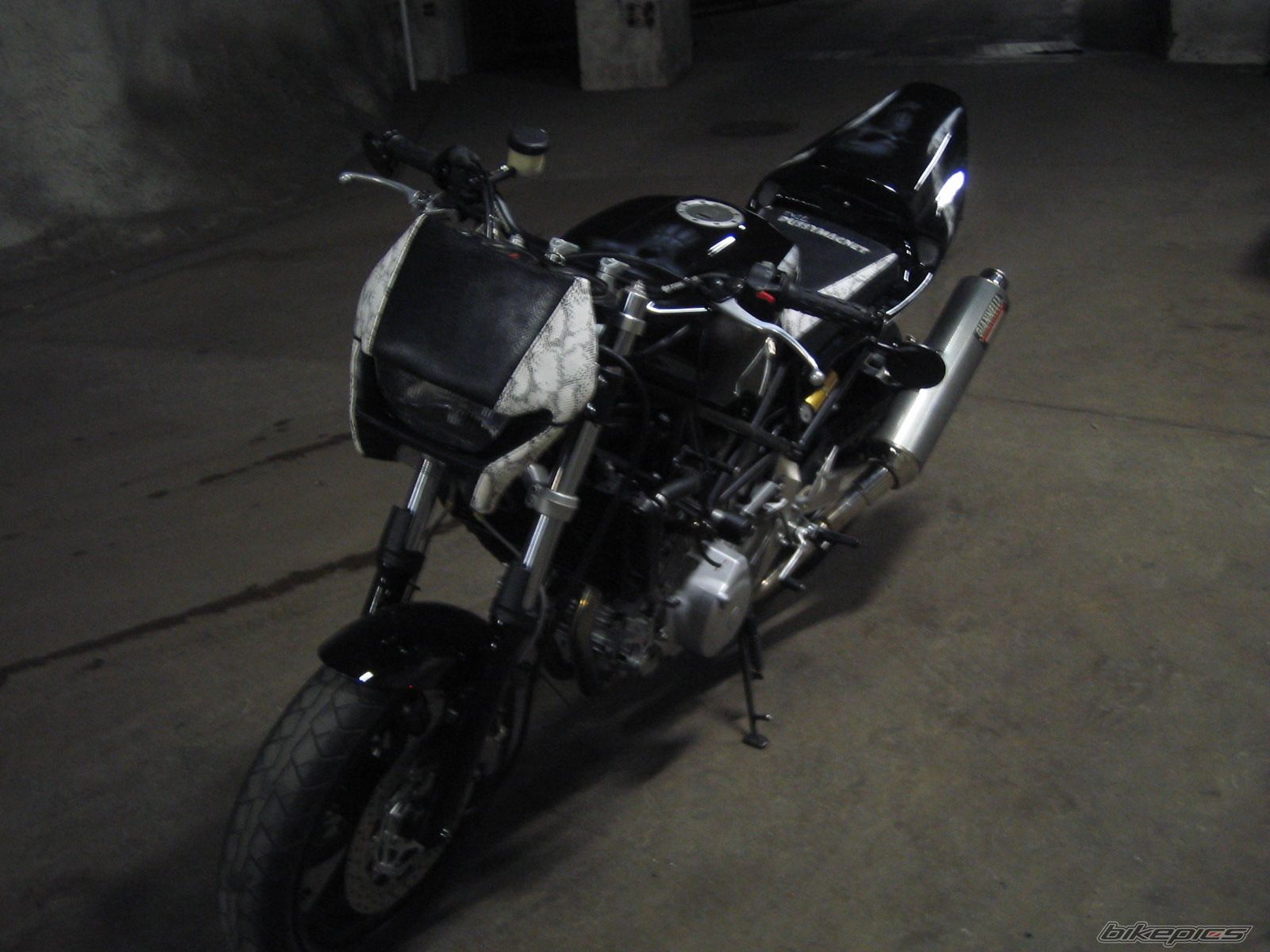 Photo 1694976