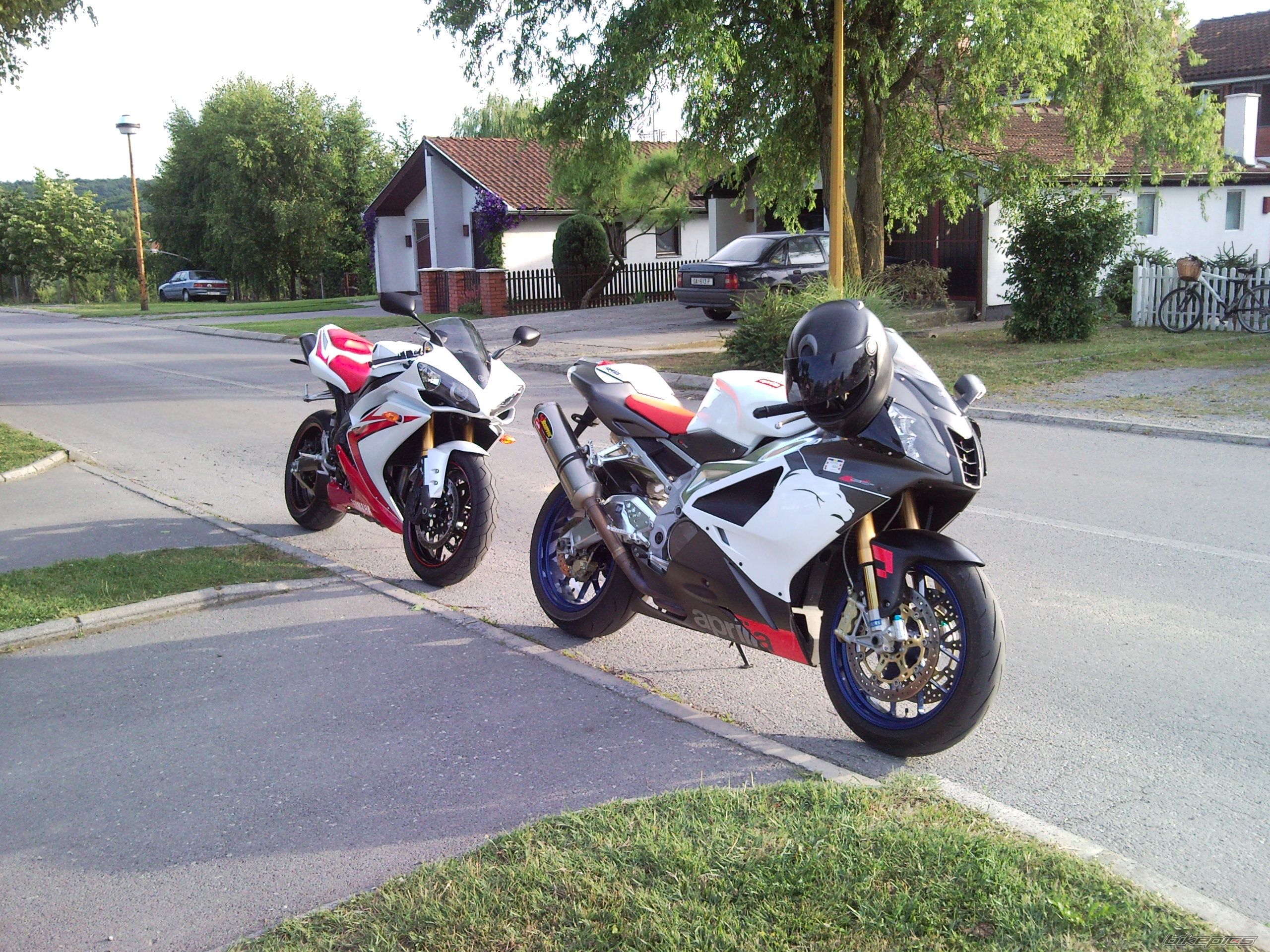 Bike Photo 1695078