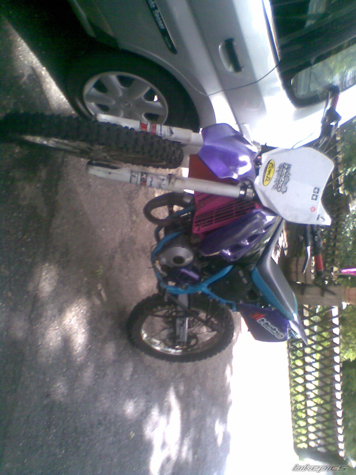 Photo 1695116